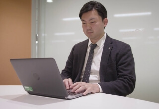 近藤知也